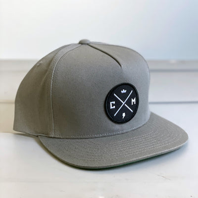 crown moto legend patch on front of grey cotton yupoong snapback hat, motorcycle lifestyle brand, flat brim, premium quality hat, hats for motorcyclists